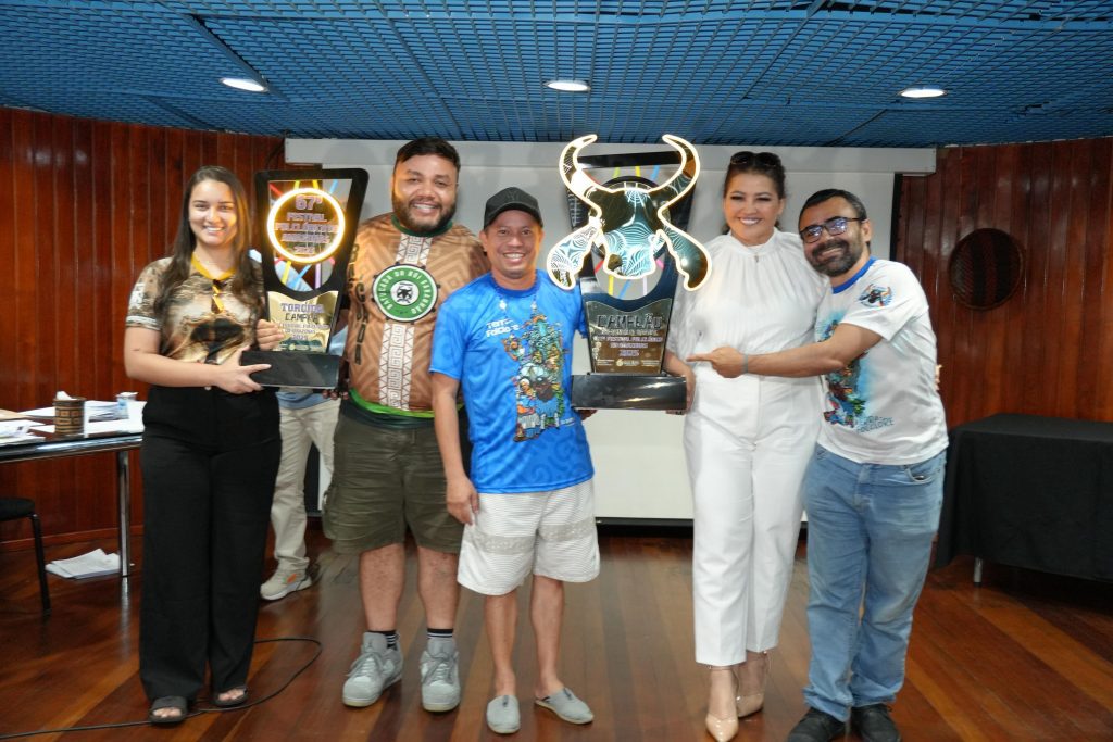 Boi Brilhante é campeão do 67º Festival Folclórico do Amazonas com 339,3 pontos Informe Manaus Cultura FFAM Boi Brilhante foto Aguilar Abecassis Secretaria de Estado de Cultura e Economia Criativa 7 1024x683 1