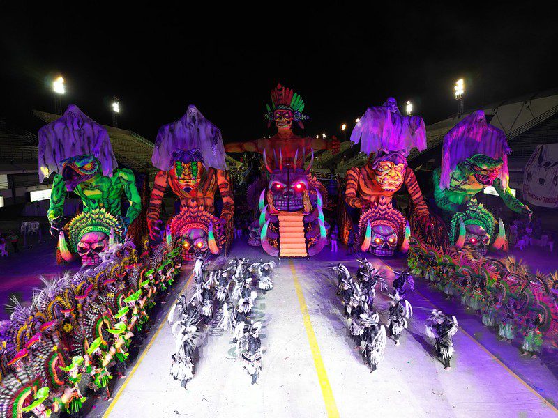 Batalha dos bois-bumbás marca a última noite do 67º Festival Folclórico do Amazonas Informe Manaus Cultura FFAM boi bumba foto Aguilar Abecassis Secretaria de Estado de Cultura e Economia Criativa 14