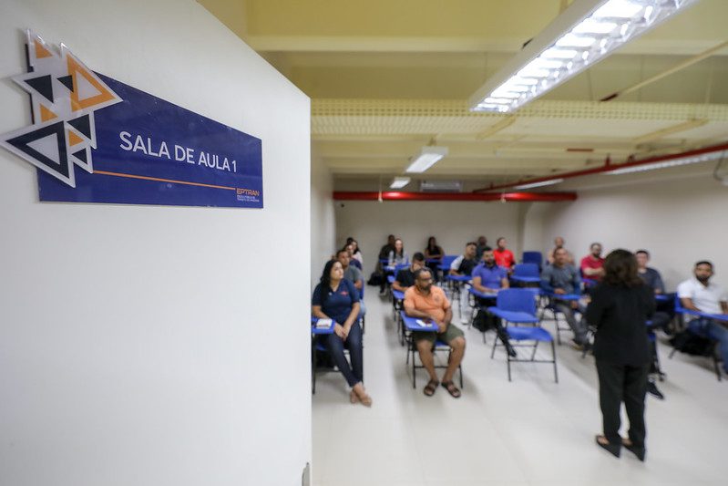 Detran-AM: Escola Pública de Trânsito disponibiliza 360 vagas para cursos gratuitos em agosto Informe Manaus Detran AM Cursos EPTRAN Creditos Divulgacao Detran AM 1 1