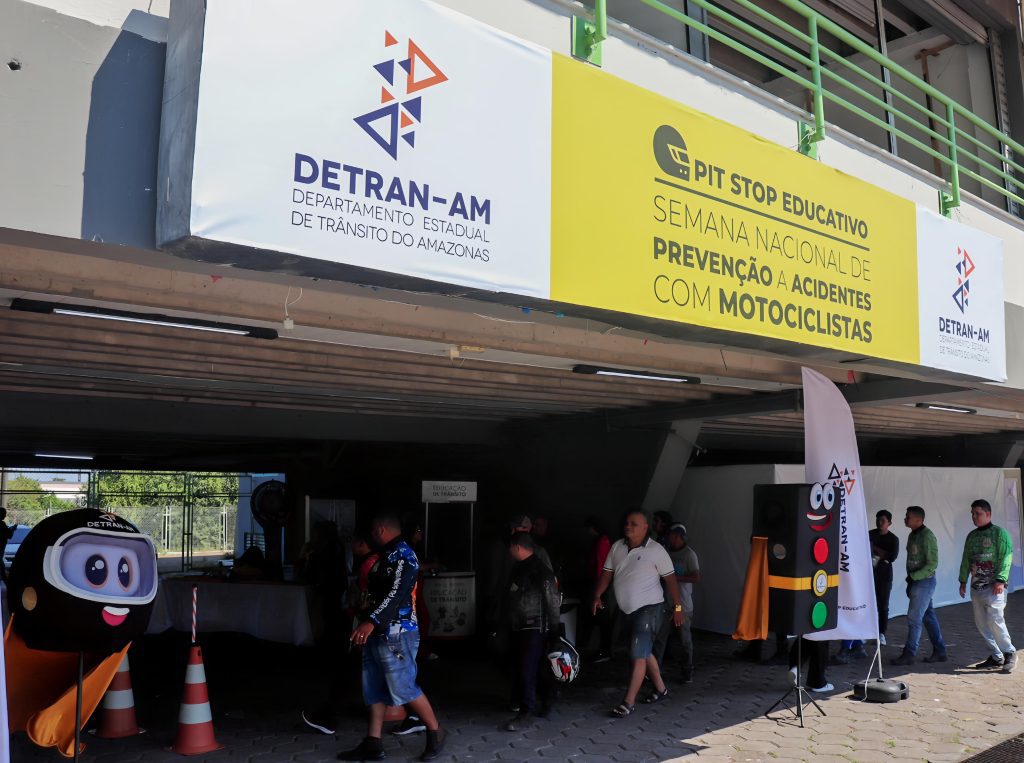 Detran-AM e Abraciclo iniciam pit stop educativo para motociclistas nesta quinta-feira Informe Manaus Detran AM Pit Stop Creditos Divulgacao Detran AM 4 1024x763 1