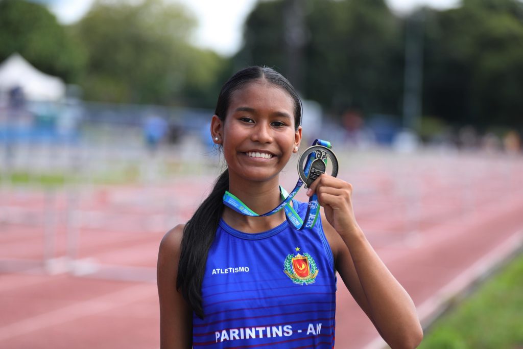 JEA’s: conquistas das primeiras medalhas marcam segundo dia de competições Informe Manaus Educacao Jeas Aluna Luna Foto Euzivaldo Queiroz 1024x683 1