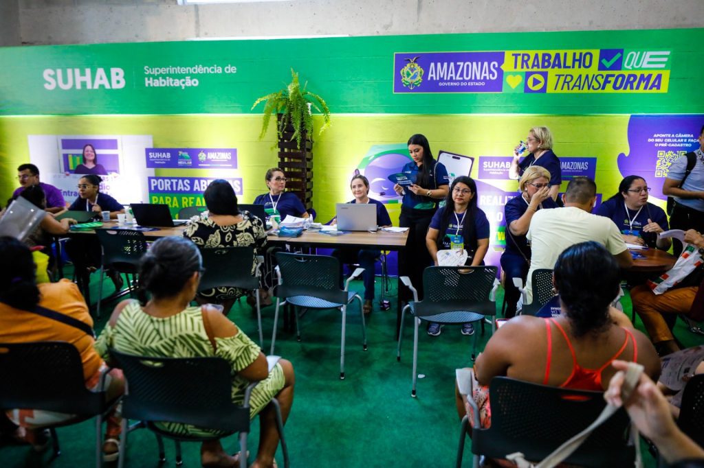 Beneficiários do 2° Feirão Amazonas Meu Lar comemoram a conquista da casa própria Informe Manaus FEIRAO AMAZONAS MEU LAR 1 1024x682 1