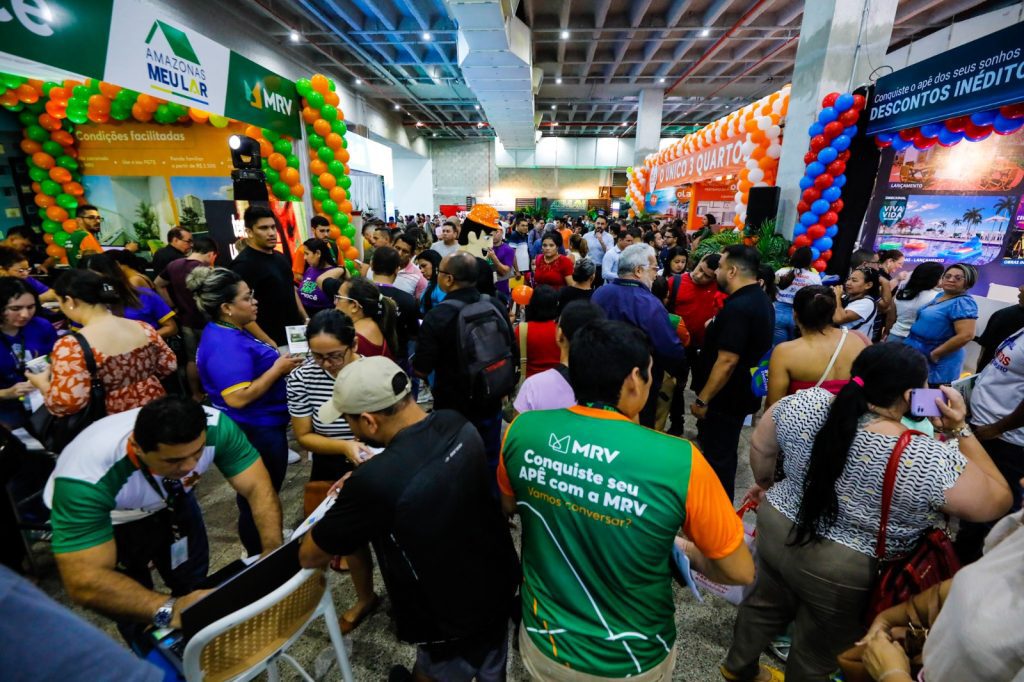 Beneficiários do 2° Feirão Amazonas Meu Lar comemoram a conquista da casa própria Informe Manaus FEIRAO AMAZONAS MEU LAR 3 1024x682 1