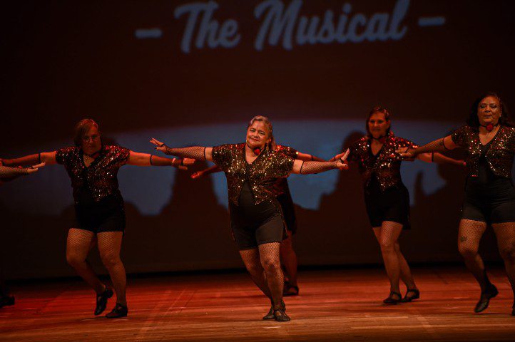 Idosos brilham no palco do Teatro Amazonas na 2ª Mostra Cultural da FUnATI Informe Manaus FUnATI Mostra Cultural 3