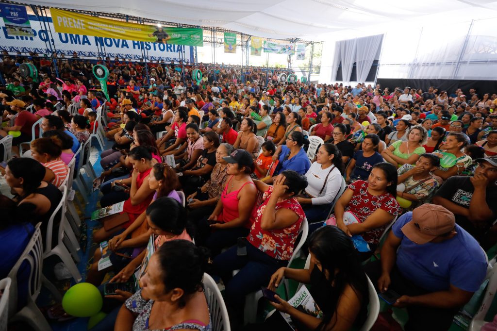 Governador Wilson Lima destina mais de R$ 530 mil para fortalecer setor primário e social de Autazes Informe Manaus Governador Wilson Lima destina mais de R 530 mil para fortalecer setor primario e social de Autazes 3 Foto Arthur Castro Secom 1024x682 1