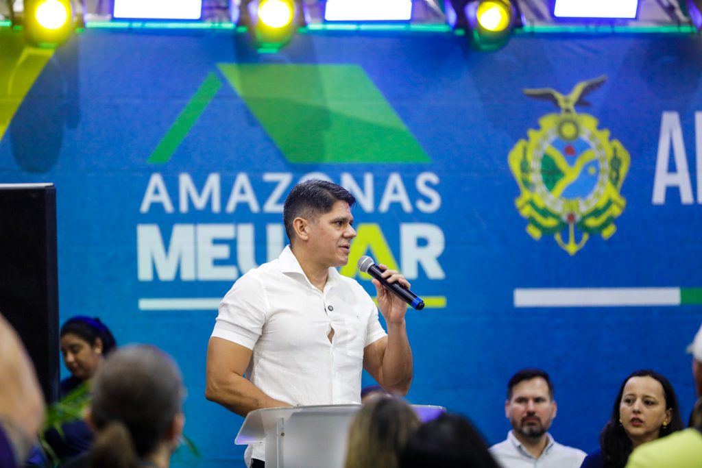 Beneficiários do 2° Feirão Amazonas Meu Lar comemoram a conquista da casa própria Informe Manaus HENRIQUE MEDINA ADEMIAM 1024x683 1