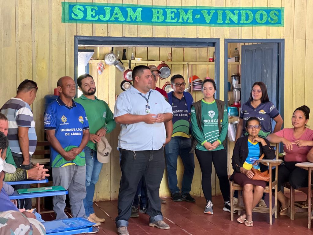 Em Lábrea, Idam emite 150 documentos rurais em mutirões de serviços Informe Manaus Idam Mutirao para emissao de documentos em Labrea fotos divulgacao 1 1024x768 1