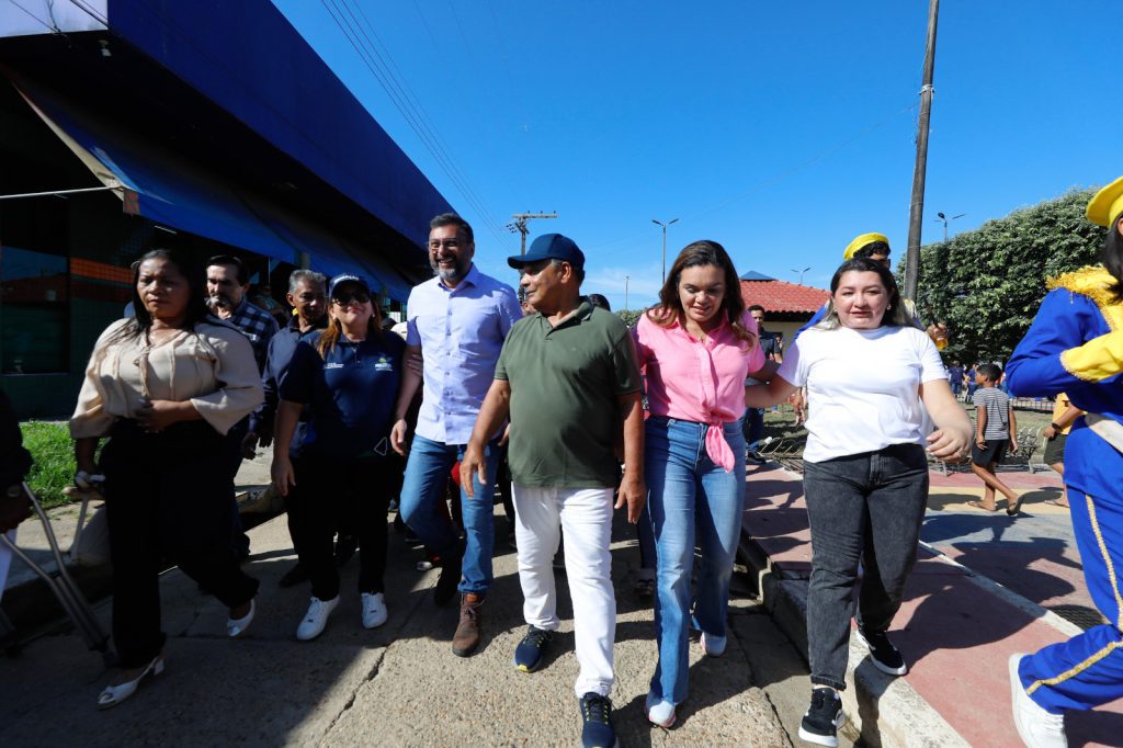 Operação Cheia 2025: Governador Wilson Lima entrega 80 toneladas de alimentos para famílias afetadas pela cheia no Careiro da Várzea Informe Manaus Operacao Cheia Foto Arthur Castro Secom 1 1024x682 1