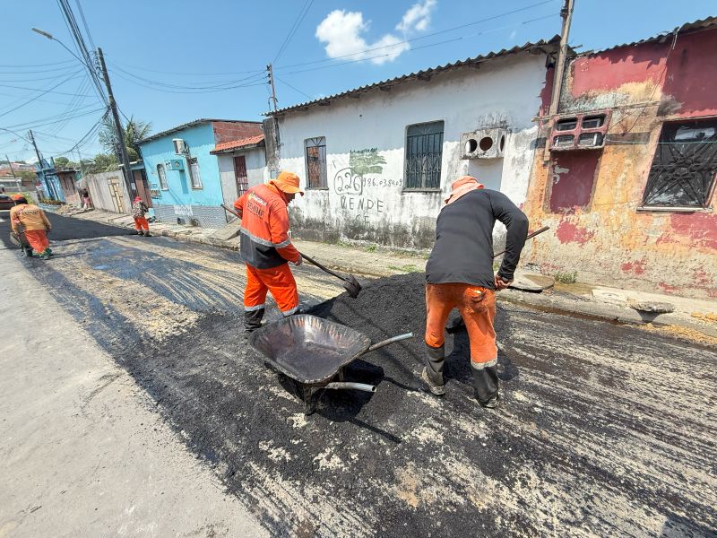 Plano de Verao da prefeitura intensifica servicos de recuperacao asfaltica no bairro Jorge Teixeira 2