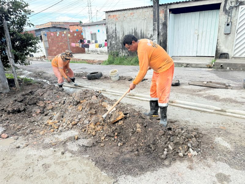 Prefeitura de Manaus executa obra de implantacao de drenagem superficial e transforma realidade de moradores no bairro Santa Etelvina