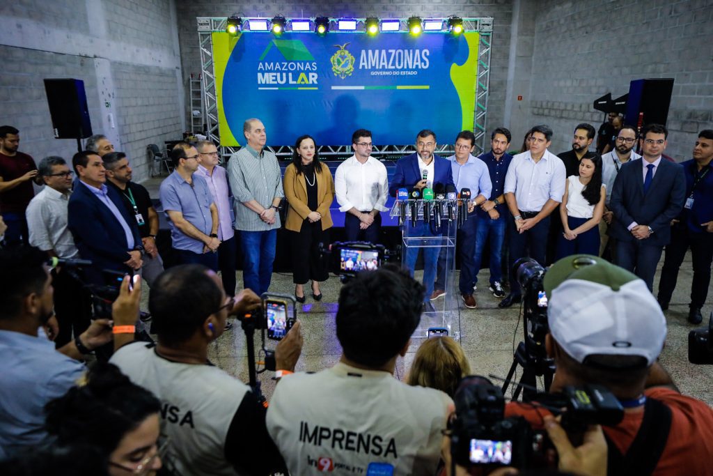 Governo do Amazonas amplia acesso à casa própria com subsídios do Amazonas Meu Lar Informe Manaus Secom Feirao Amazonas Meu Lar Fotos Arthur Castro 1 1024x683 1