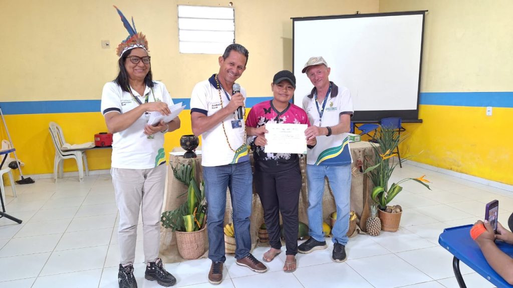 Horta caseira e cultura da melancia: Sepror qualifica 53 produtores Tikuna em Amaturá Informe Manaus Sepror Amatura Cursos foto Divulgacao 4 1024x576 1