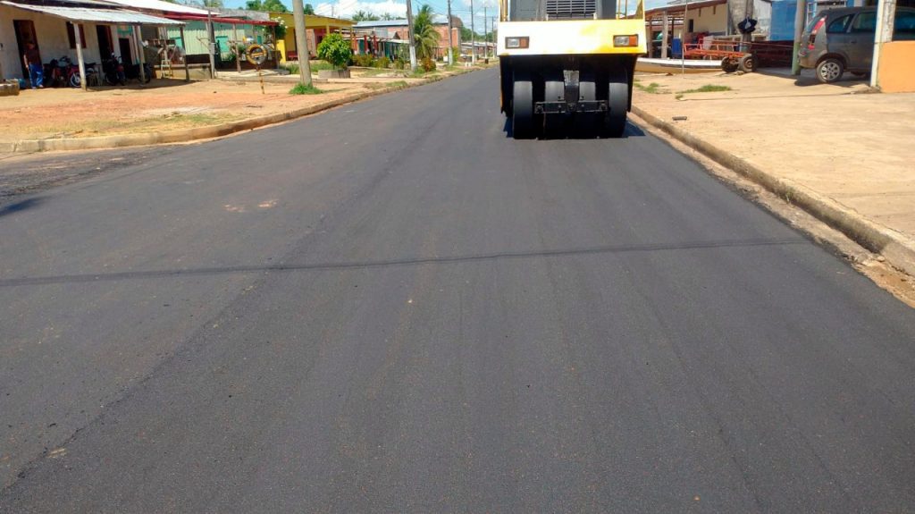 Seinfra avança com a pavimentação do sistema viário de Urucurituba Informe Manaus WhatsApp Image 2025 07 22 at 133251 1024x575 1