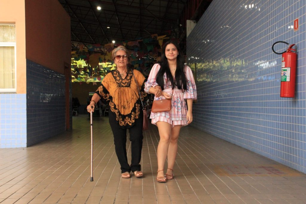 Dia dos Avós: Centro de Convivência reforça laços entre avós e netos Informe Manaus maria das gracas ana caroline dia dos avos ceci aparecida 7 1024x682 1