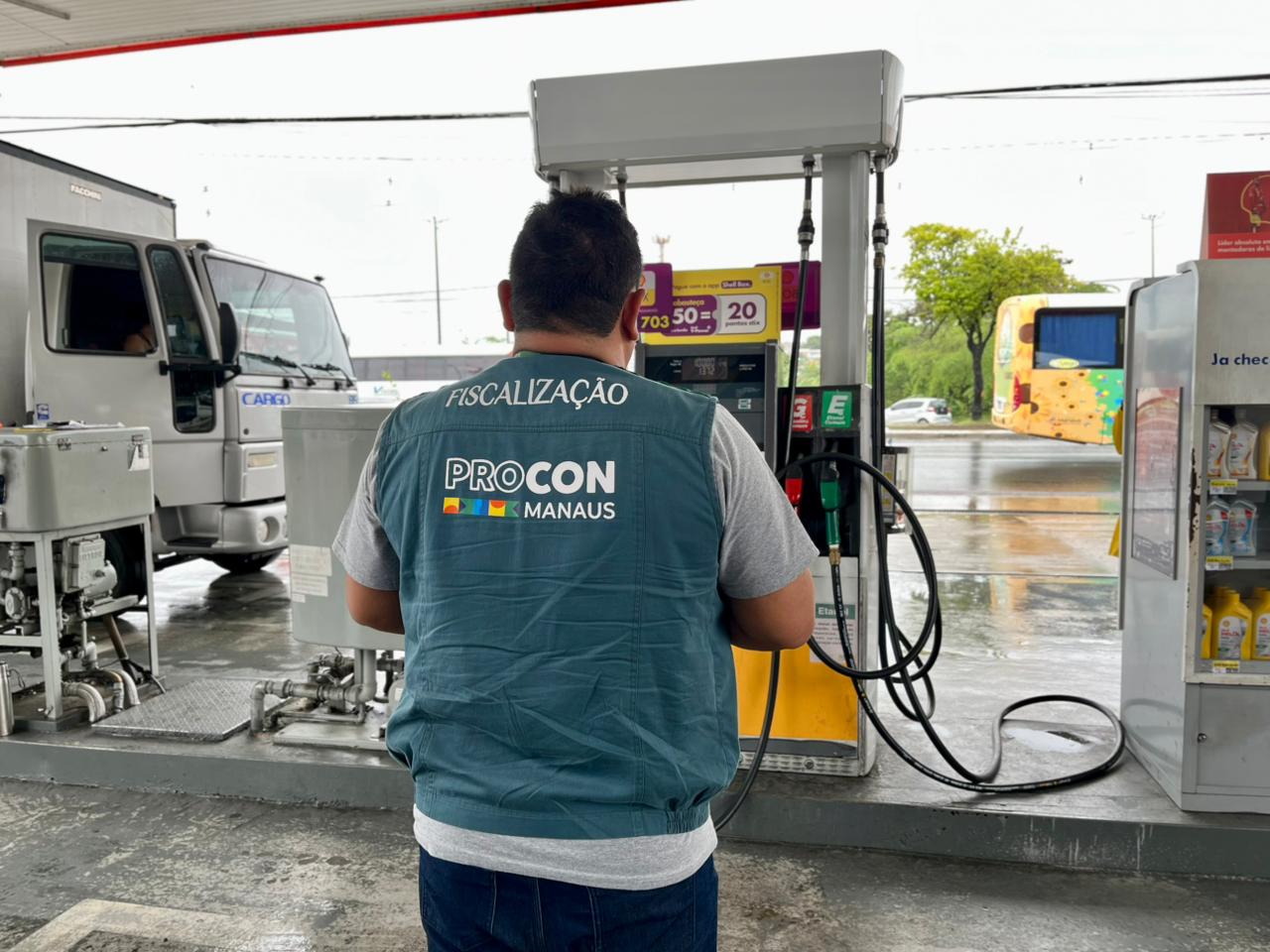 Pesquisa de preços de combustíveis em Manaus aponta variação e queda no etanol em levantamento do Procon