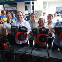 Governo do Amazonas entrega implementos agrícolas a produtores em Humaitá e Manicoré com investimento de R$ 879.111,00
